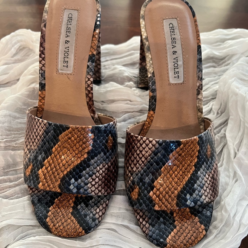 Snake print slides